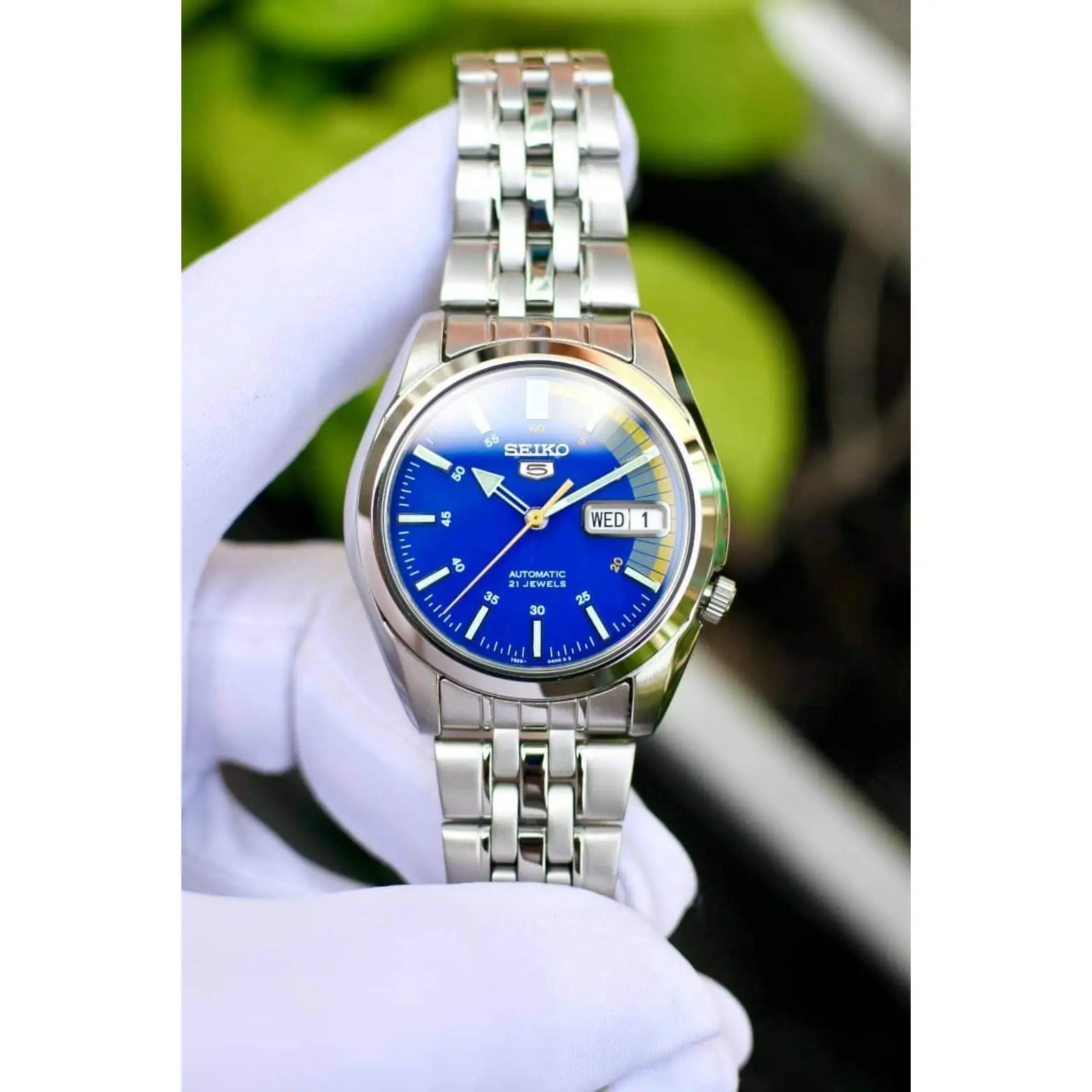 SEIKO SNK371K1 Men's Unisex Automatic Watch 37mm Blue Dial Steel Bracelet 30m Waterproof Luminous Day-Date Casual Daily Wear