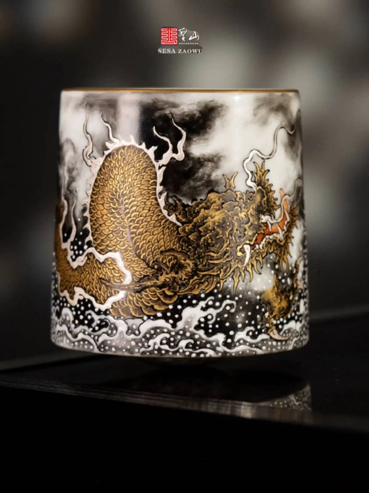 Holy Mountain High-End Pastel Gold Dragon Whiskey Glass Jingdezhen Hand-Painted Handmade Tea Foreign Liquor Ceramic Cup