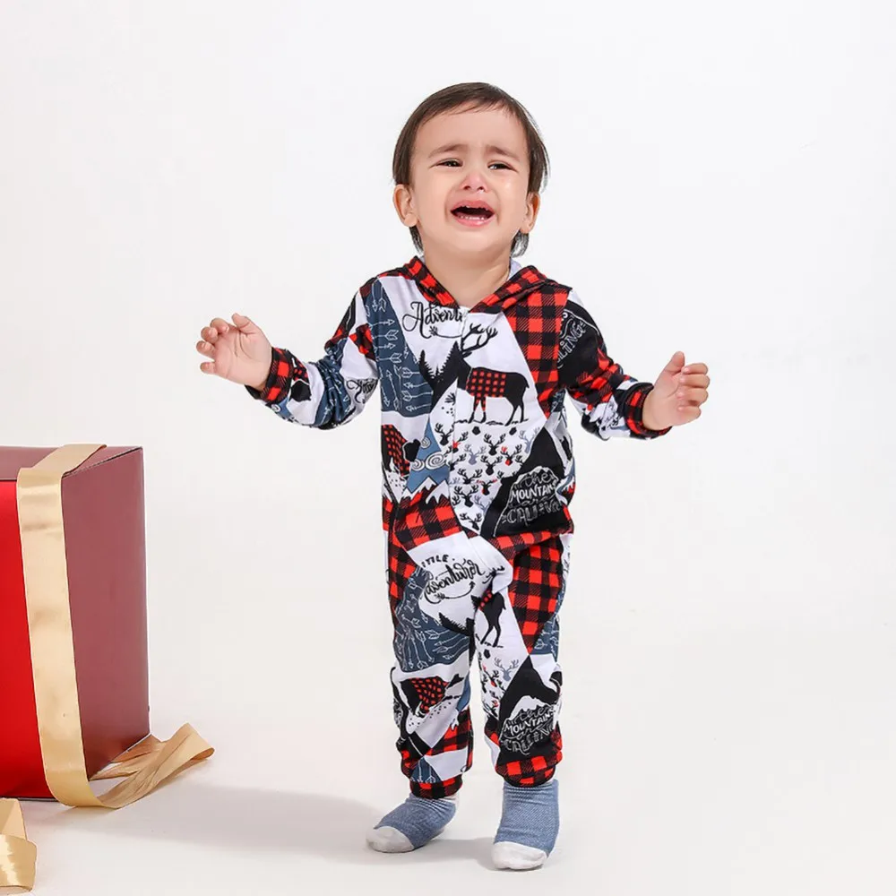 Christmas Family Matching Outfits Set Cartoon Elk Plaid Printed Pajamas Hooded Adult Kids Family Sleepwear Xmas Clothes Suit