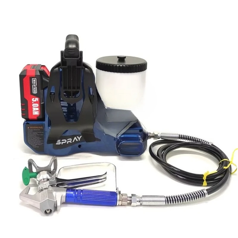 يتم استخدام آلة الرش بدون هواء مع بطارية الليثيوم لرش الطلاءات المعمارية المائية (الزيتية). #4