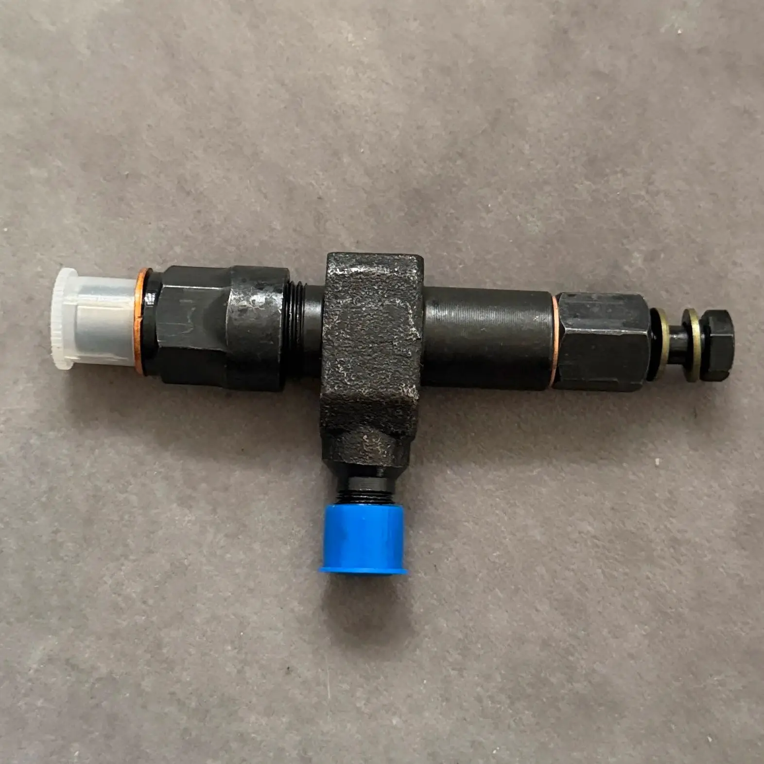 

K4100D engine specific fuel injector assembly Weifang 30kw diesel generator KD fuel injector K4100