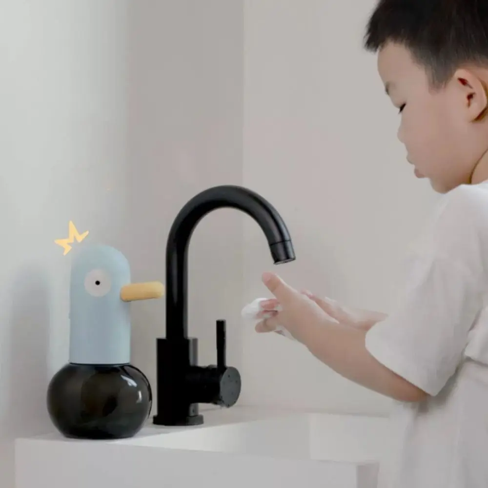 

Automatic Induction Automatic Soap Dispenser Rechargeable Cute Duck Smart Hand Sanitizer ABS Foam Electric Foam Dispenser