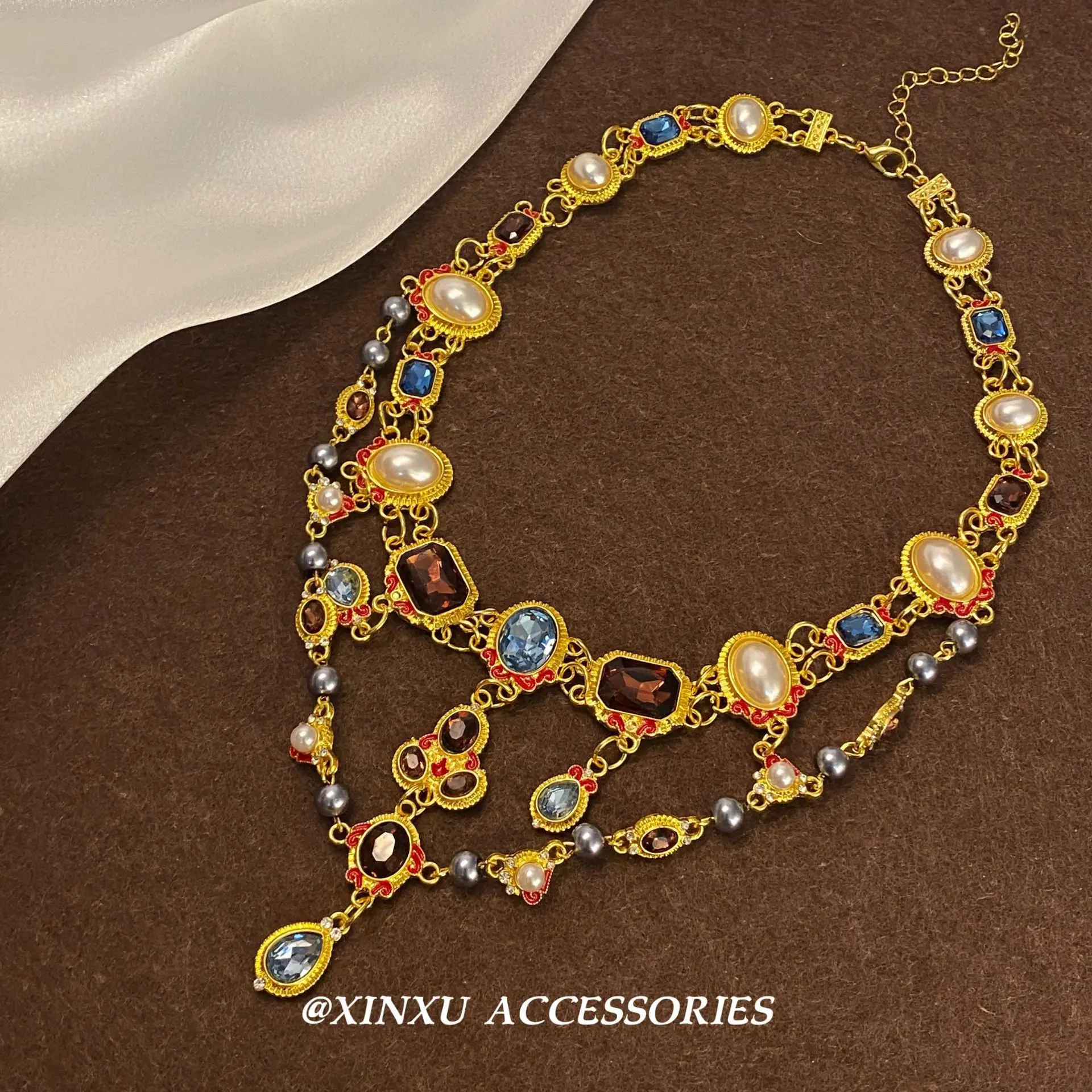 Used Palace Style Diamond-encrusted Pearl Drop Necklace Exaggerated Niche Clavicle Chain