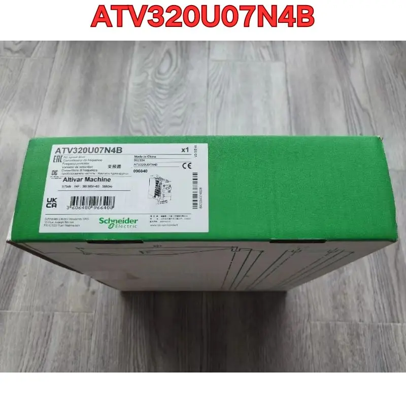 

Brand-new Frequency converter ATV320U07N4B