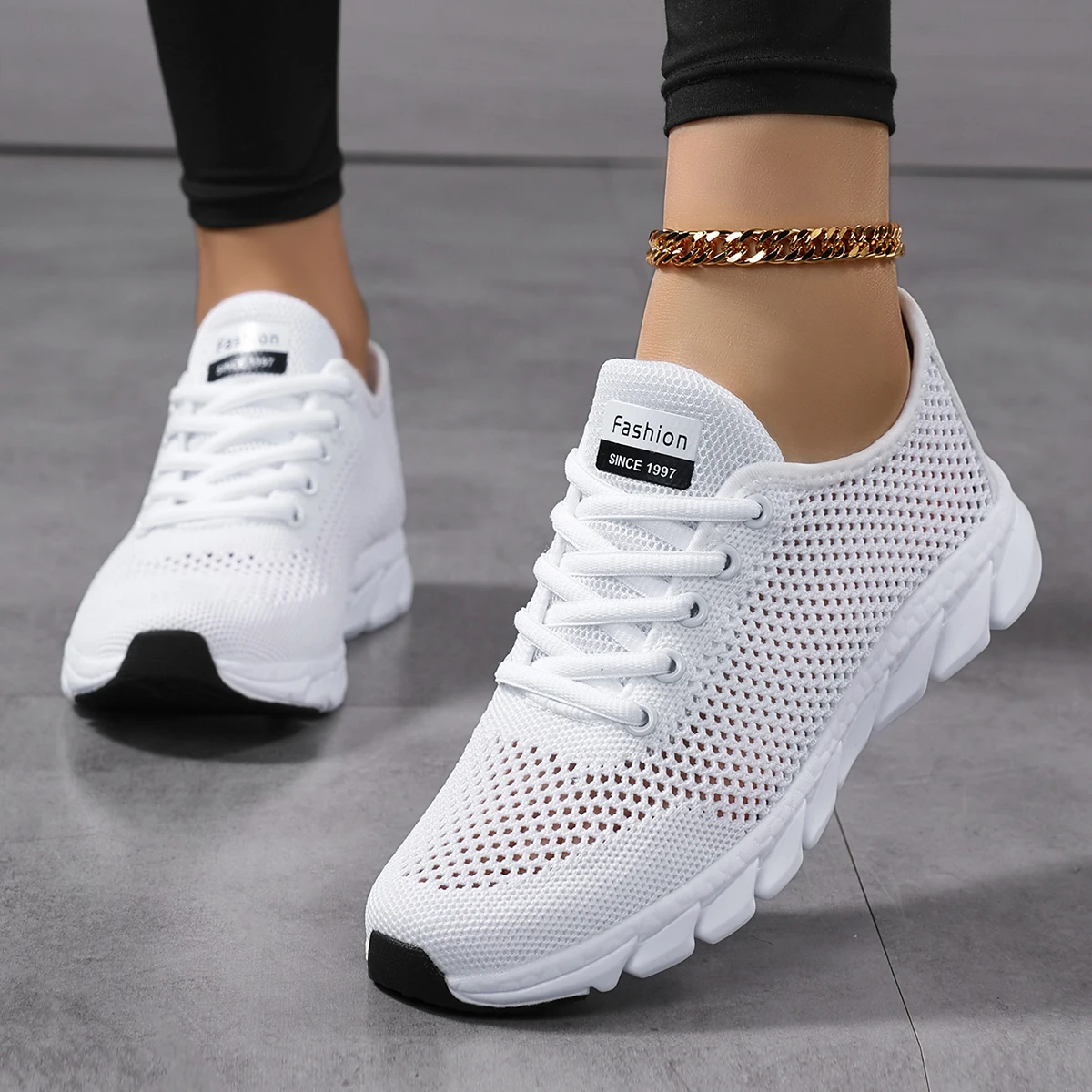 Ladies' Casual Sports Shoes with Hollowed out Breathable Mesh and Front Straps for Outdoor Sports and Leisure