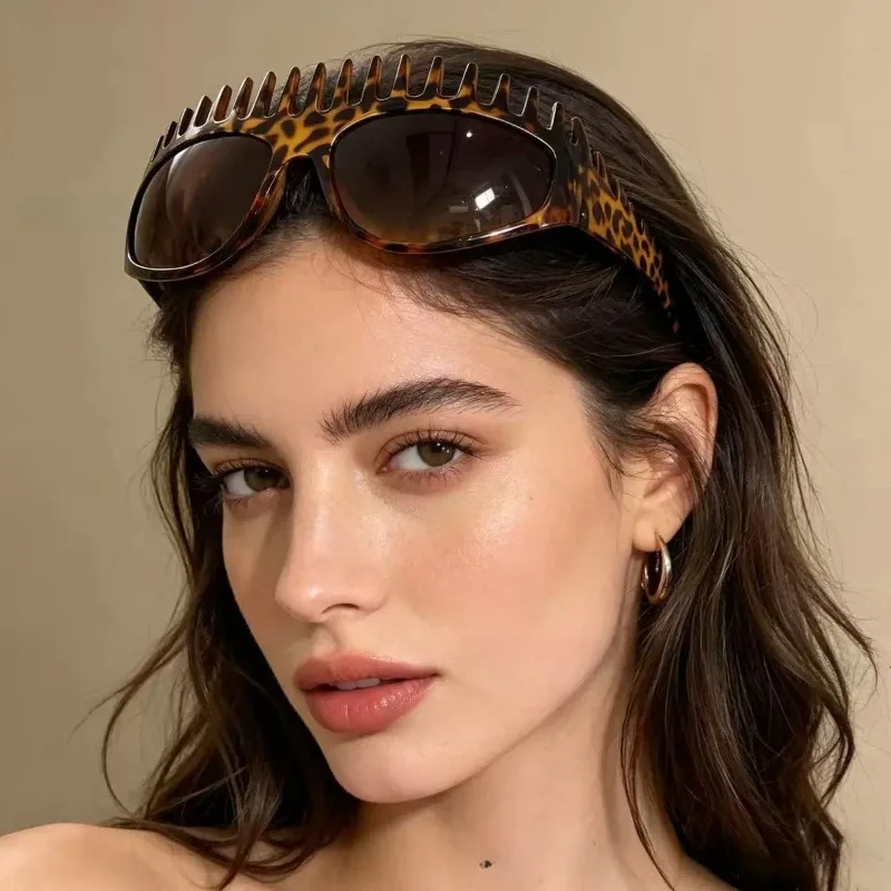 Y2K 2-in-1 Comb Sunglasses Headband Hair Hoop Sun Glasses Women Punk Spiked Frame Hair Styling Shades for Party Streetwear