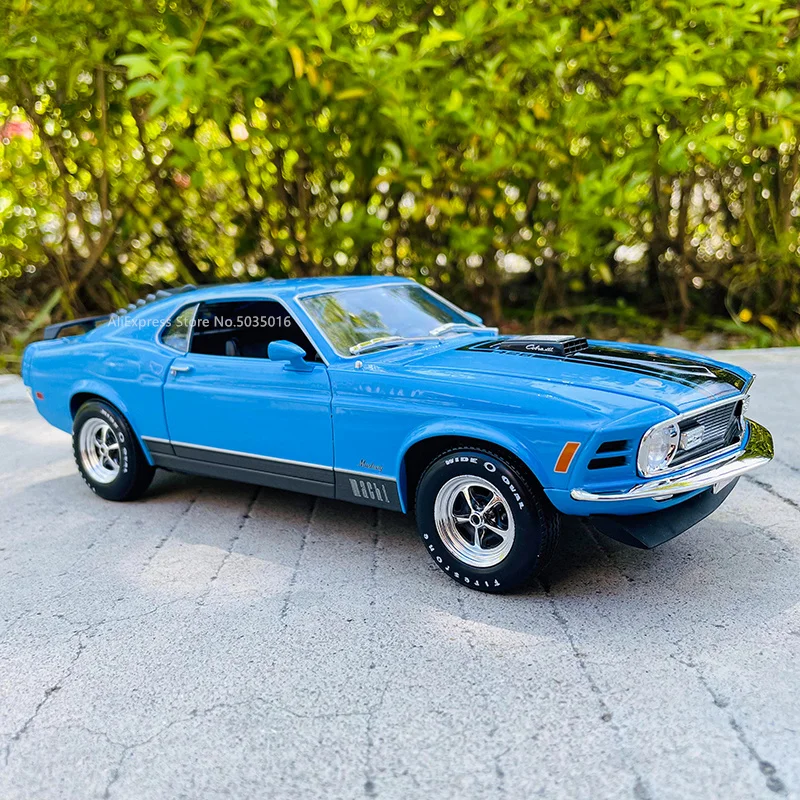 Maisto 1:18 NEW 1970 Ford Mustang Mach 1 Car Die casting Alloy Retro Car Model Classic Car Model Car Decoration Collection gift