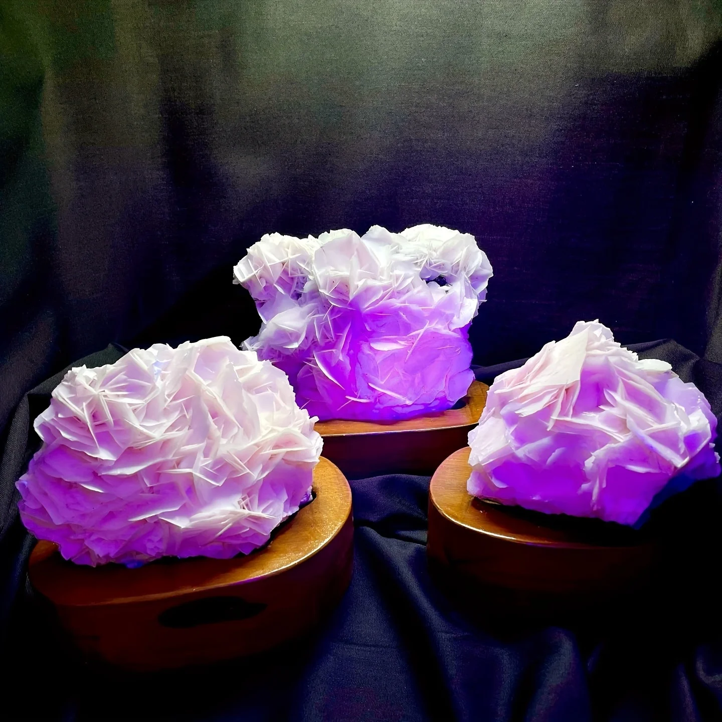 1pc Rare White Rose Calcite Stone - Bohemian Style Purple Fluorescent, Elegant DIY Jewelry Making, Home Decoration - Image 6