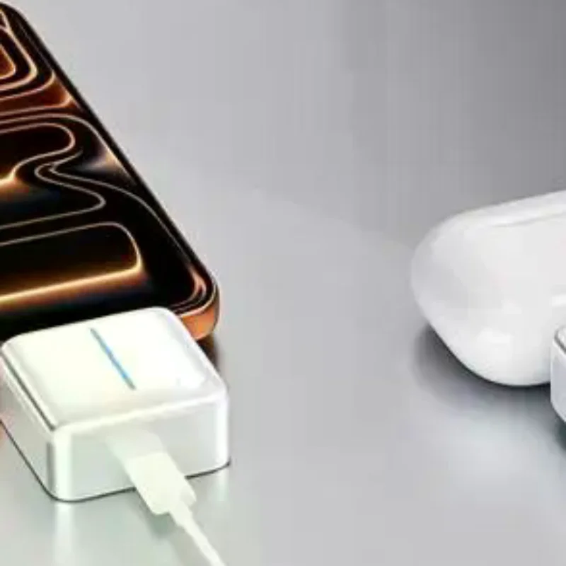 Auto Power-Off Overcharge Protection Type-C Fully Charged Smart Separator 140W PD Fast Charging Fully Charged Power-off Adapter