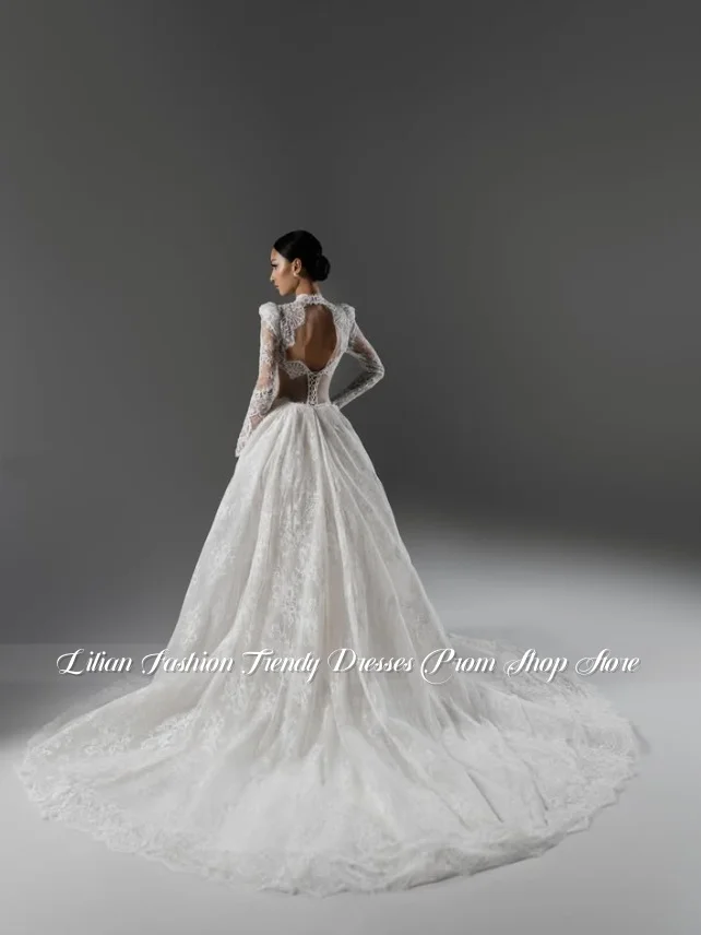 Customized Lace V-Neck Long-Sleeve Mermaid Wedding Dress Detachable Train Formal Occasions Bridal Gown Evening Gown Engagement