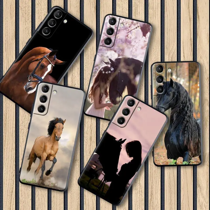 Galloping Horse Girl Drawing Cases For Samsung Galaxy S24Ultra S21 FE S24 5G S20 S22 S23 Ultra S10 23 Plus Case Soft Funda Cover