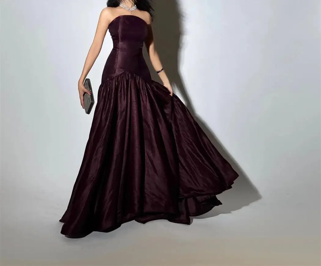 

Satin Ball Gown Adjustable Sleeveless A-Line Floor-Length Dress for Formal Occasions