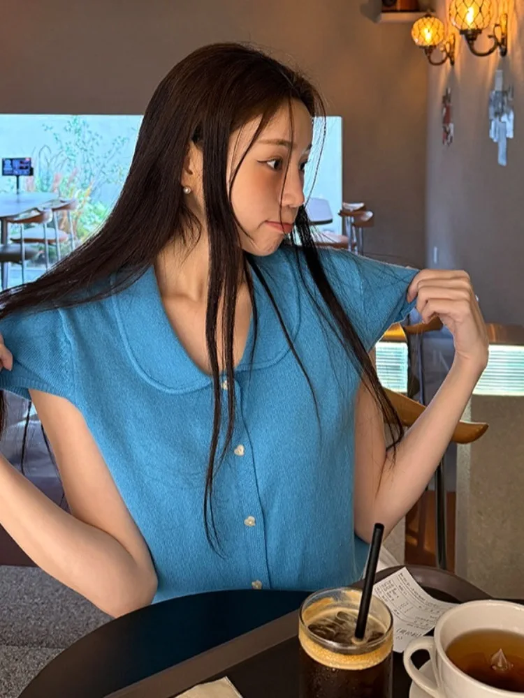 

Chic Summer Soft Youthful Baby Collar Single Button Casual Versatile Fly Sve Knitted Sweater Women's Faion Trendy Top