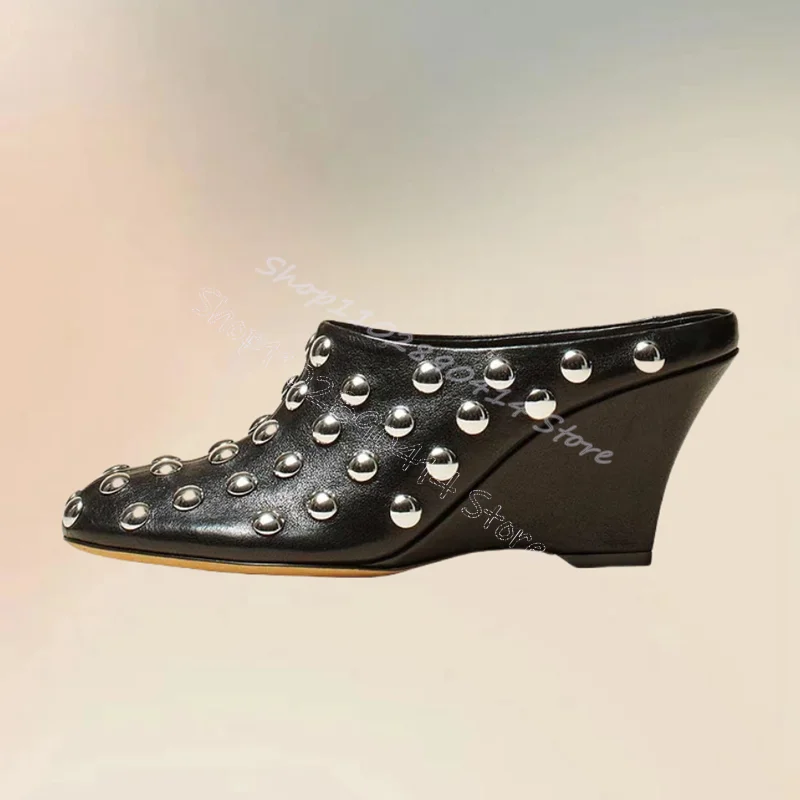 

Silver Round Rivets Decor Black Wedges Heel Slippers Slip On Women Shoes Fashion Party Banquet Runway 2024 Zapatos Para Mujere