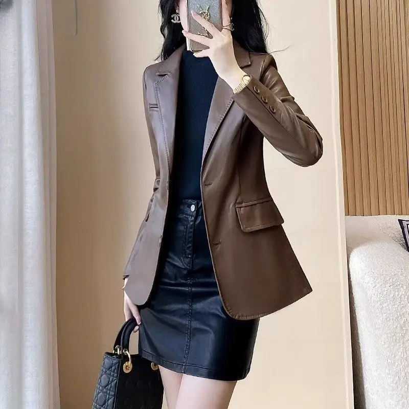 Abito da donna Jaet 2025 Nuovo colore caffè Trendy lungo cappotto in pelle Sve Pendolarismo Sle High-End Feel Small Size Friendly