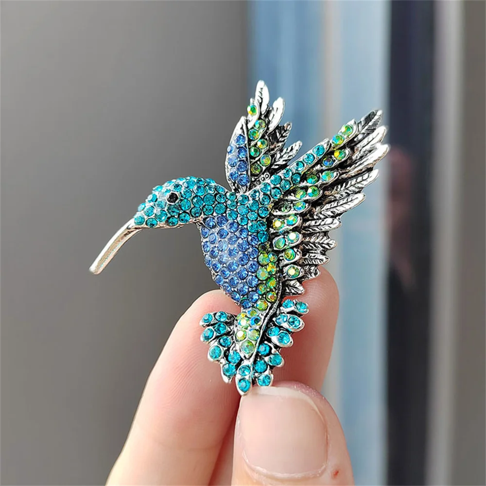 Colorful Hummingbird Brooch for Women Vintage Rhinestone Bird Pin Suit Hat Shawl Metal Breastpin Jewelry Leisure Office Gifts