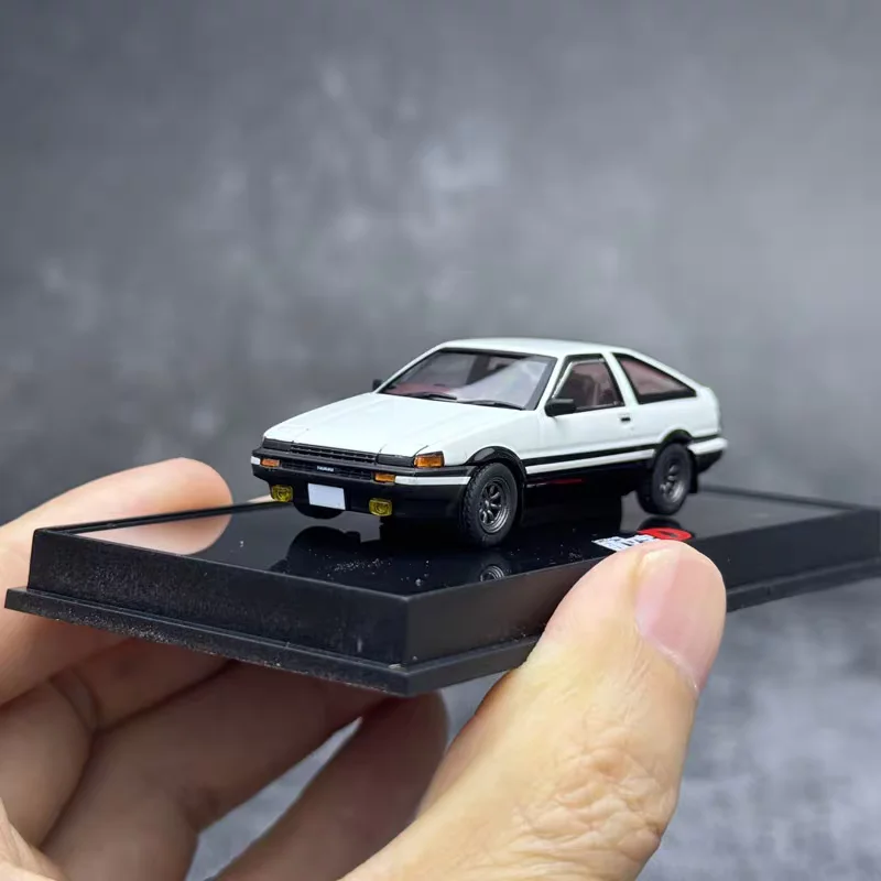 

AUTOart 1:64 Toyota AE86 character D imitation alloy car model, boys' toy, children's gift, adult collectible ornament.