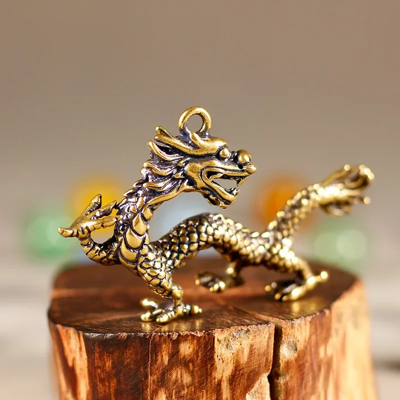 

Mini Chinese Dragon Statue Keychain Pendant Bronze Figurine Ornaments Antique Copper Mythical Animal Miniature Crafts Collection