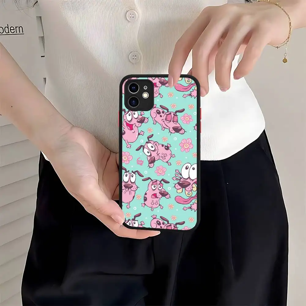 Casing Kartun C-Courage The C-Cowardly D-Dog Untuk iPhone 16 15 14 Plus 13 12 11 Pro Max X XS MAX Transparan Matte Anti Benturan