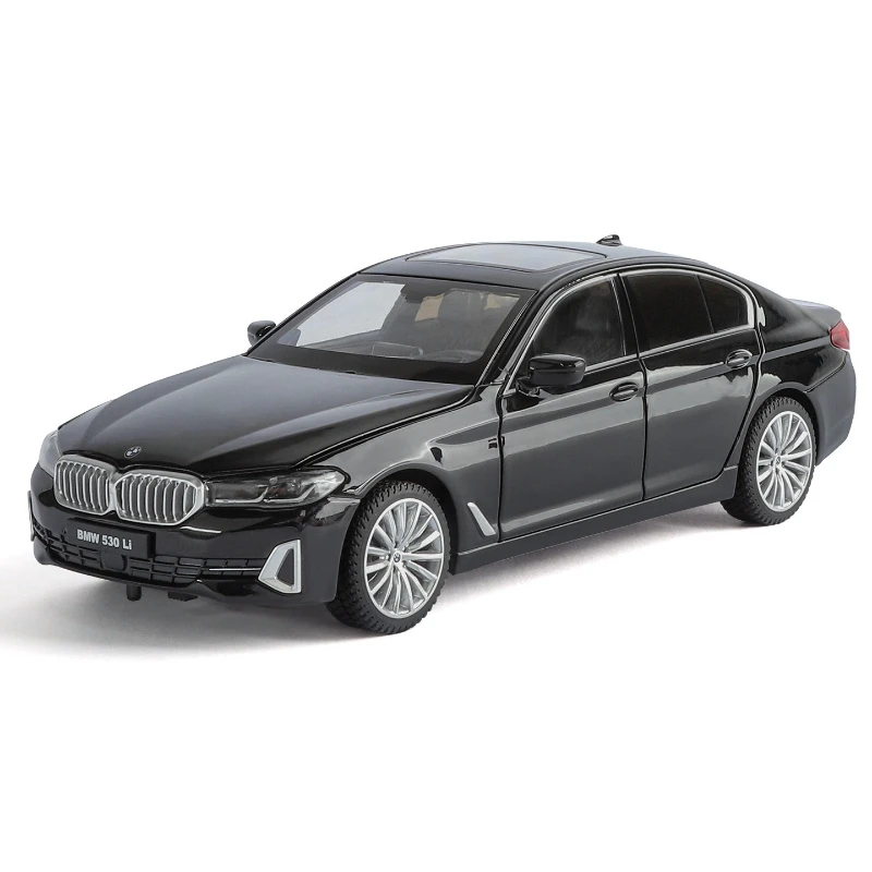محاكاة 1:24 BMW 530Li سبيكة سيارة نموذج الصوت والضوء لعبة التراجع سيارة الأطفال الصبي هدية جمع سيارة مصغرة