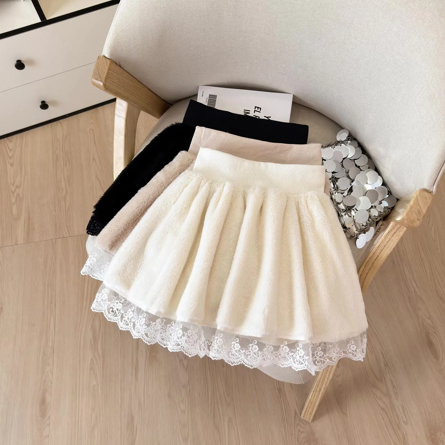 

Women's Off White Lace Patchwork Skirt Vintage Y2k Gyaru A-line Mini Skirt Harajuku Aesthetic Short Skirts 2000s Clothes Summer