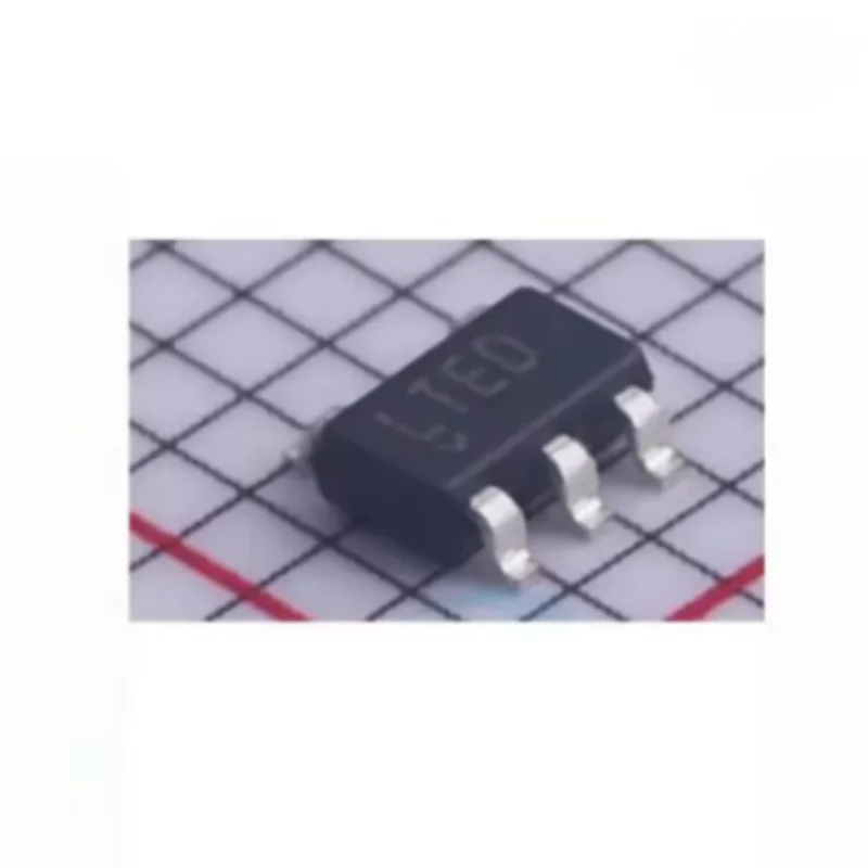 5PCS LT1613CS5  1.4MHz Single Cell DC-DC Converter SOT-23-5 0.9V-10V Input 34V Output Boost Regulator IC New Original