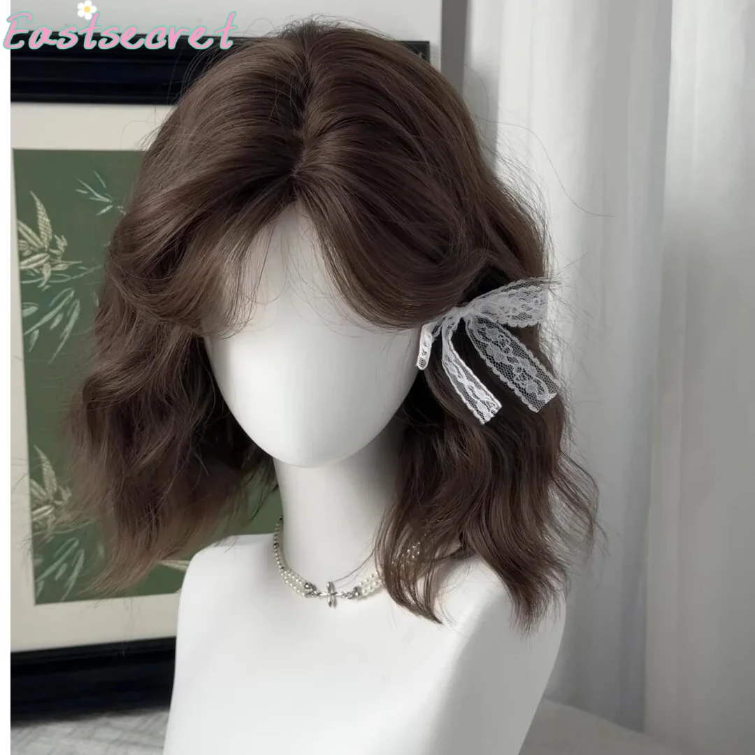 EAST Cool brown Wigs Synthetic Short Wave Wig for Women Girls Side Parting Bangs Daily Use Costume Party Heat Resistant Female