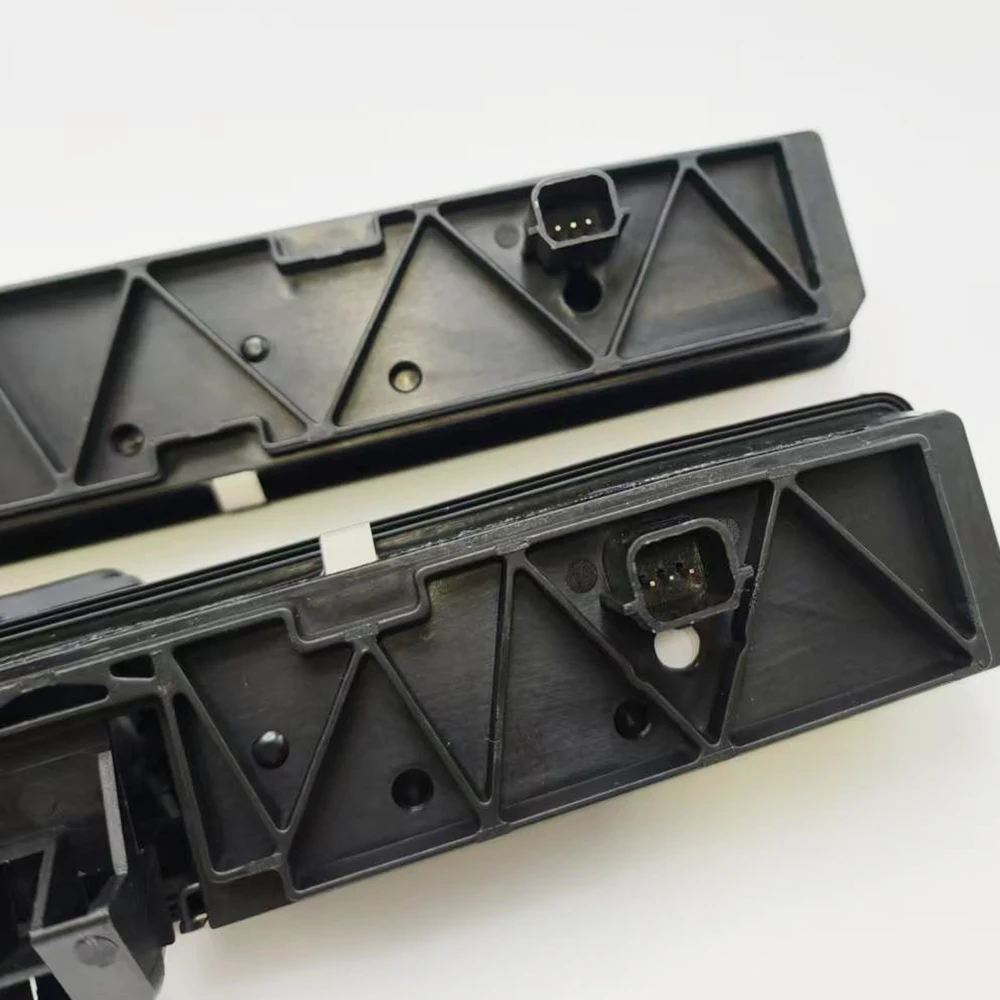 F1EB19B514AC F1EB19B514BE 3-Pin-Kamera- und Nicht-Kamera-Version Ersatzteil für Ford Focus MK3 Heckklappen-Entriegelungsschalter – Detail 7