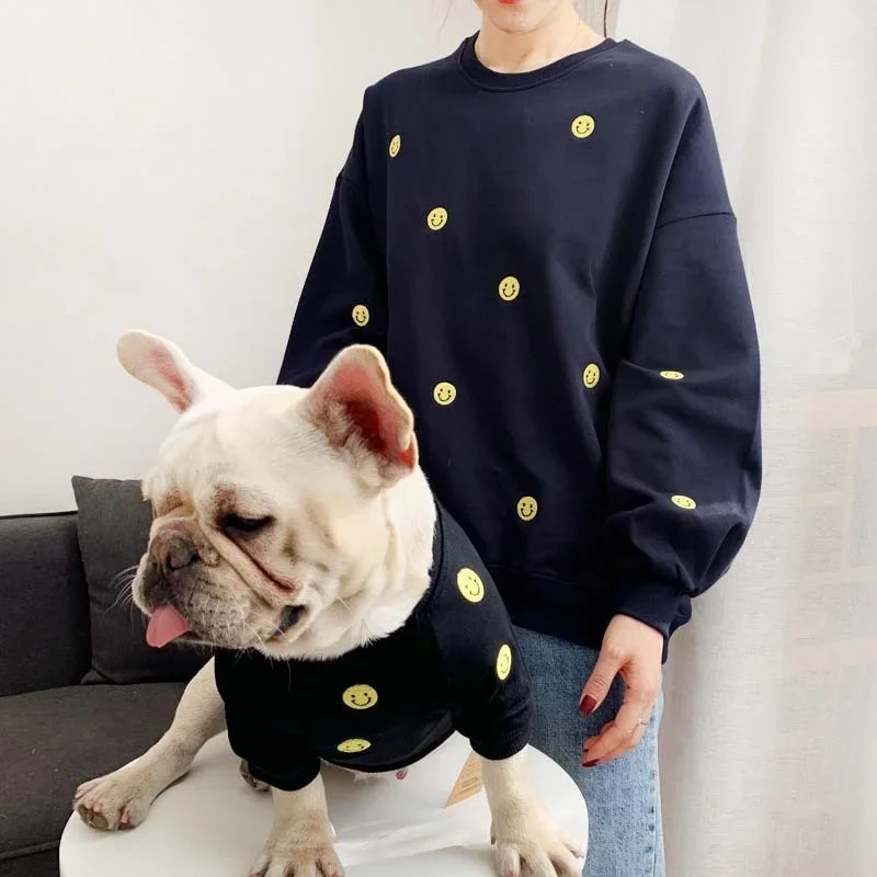 Spring and summer new smiley embroidered pet sweater French bulldog clothes dog and owner costume cute puppy