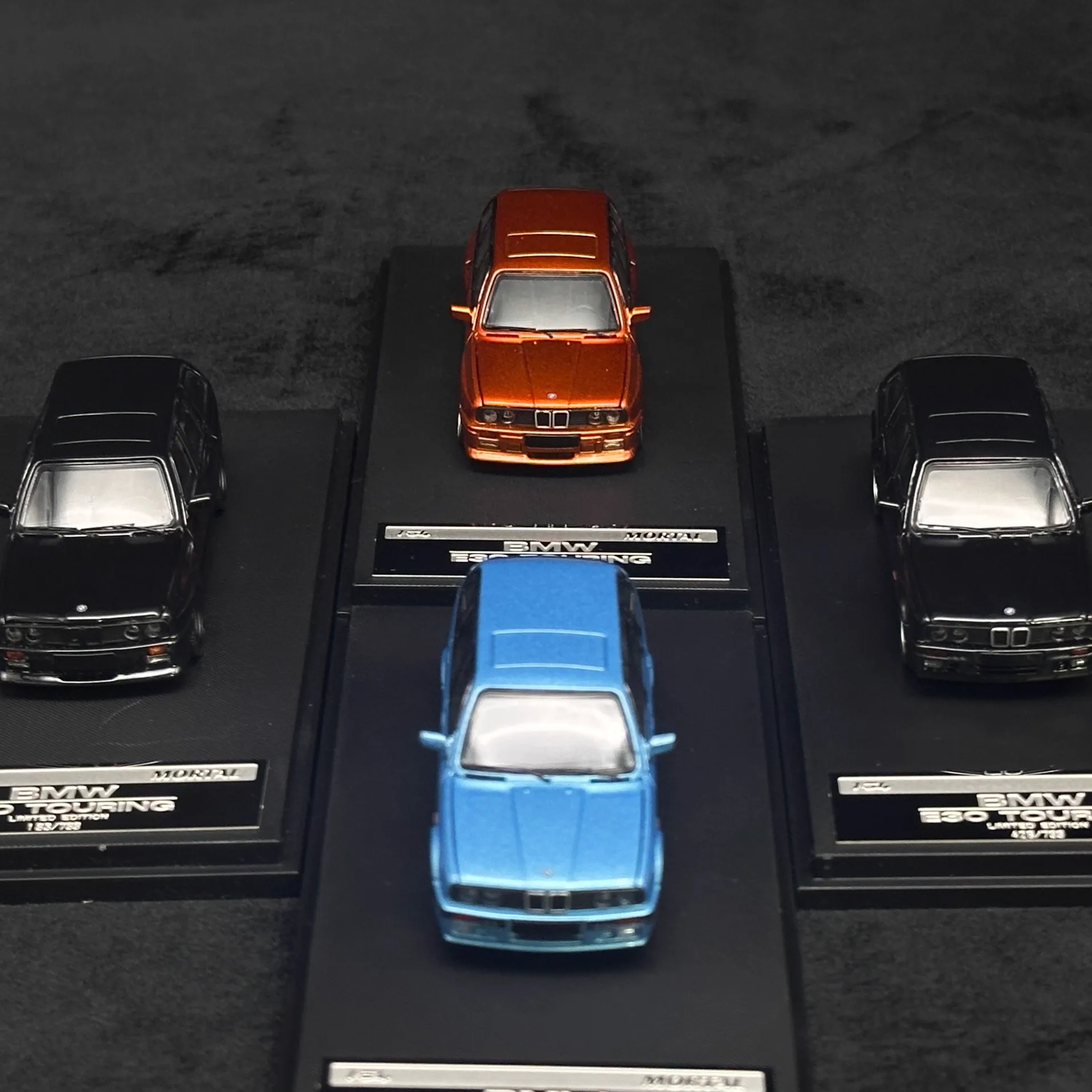 1:64 Mortal Bmw E30 Touring Alloy Open Cover Car Model