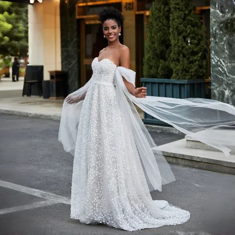 Strapless Sweetheart 3D Dot Embroidery A-Line Wedding Dress Detachable Off The Shoulder Tulle Sleeves Chapel Train Customizable