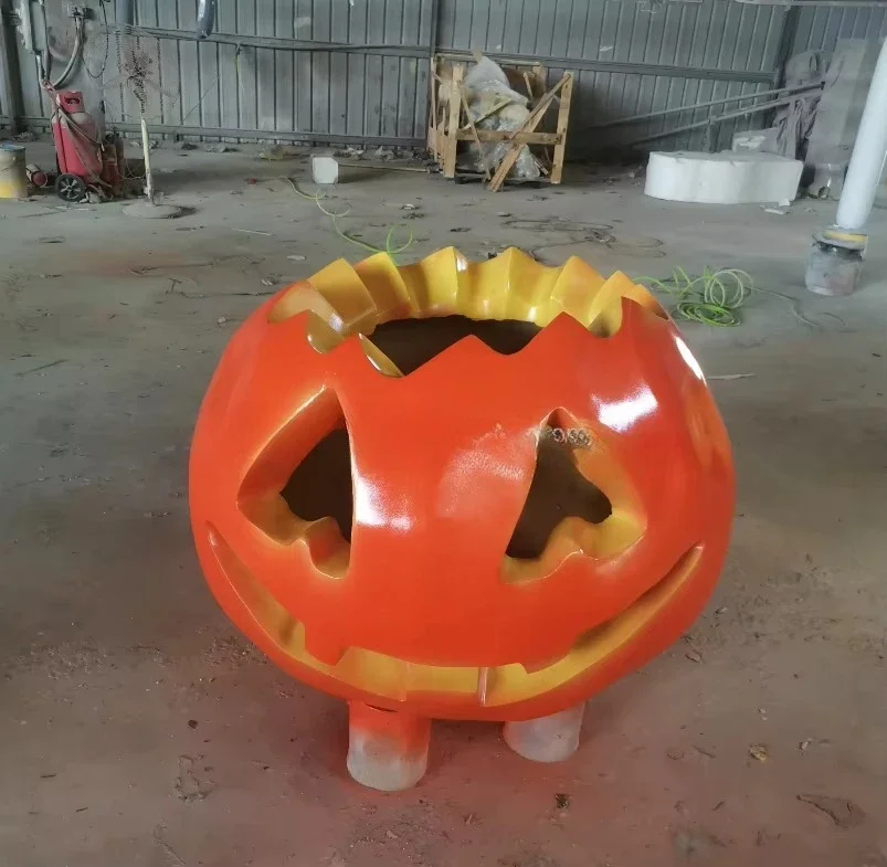 Durable fiberglass pumpkin, skeleton design, haunted house and pumpkin farm decoration