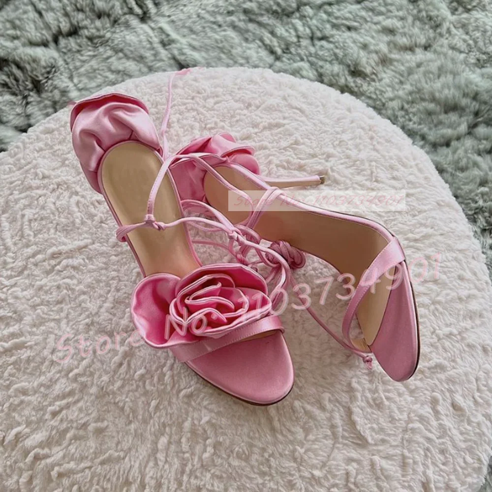 

Сандалии женские атласные с открытым носком, пикантные туфли на тонком высоком каблуке, модные роскошные элегантные туфли с розовыми цветами и перекрестными ремешками, большие размеры