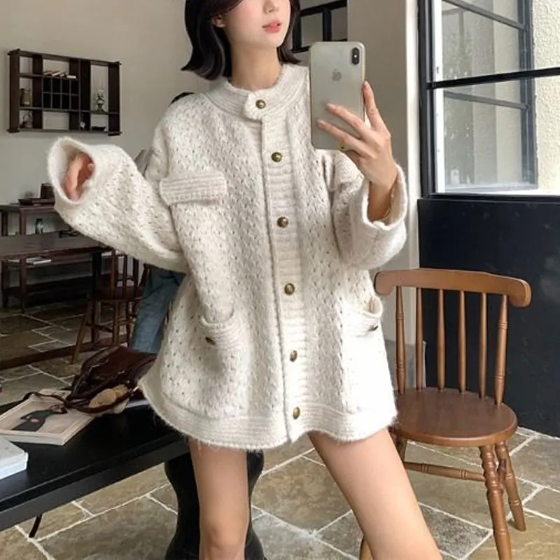 

Korean Vintage Knitted Cardigan Autumn Winter Solid Color Loose Female Clothing Stylish Pockets Casual Single-breasted Sweaters