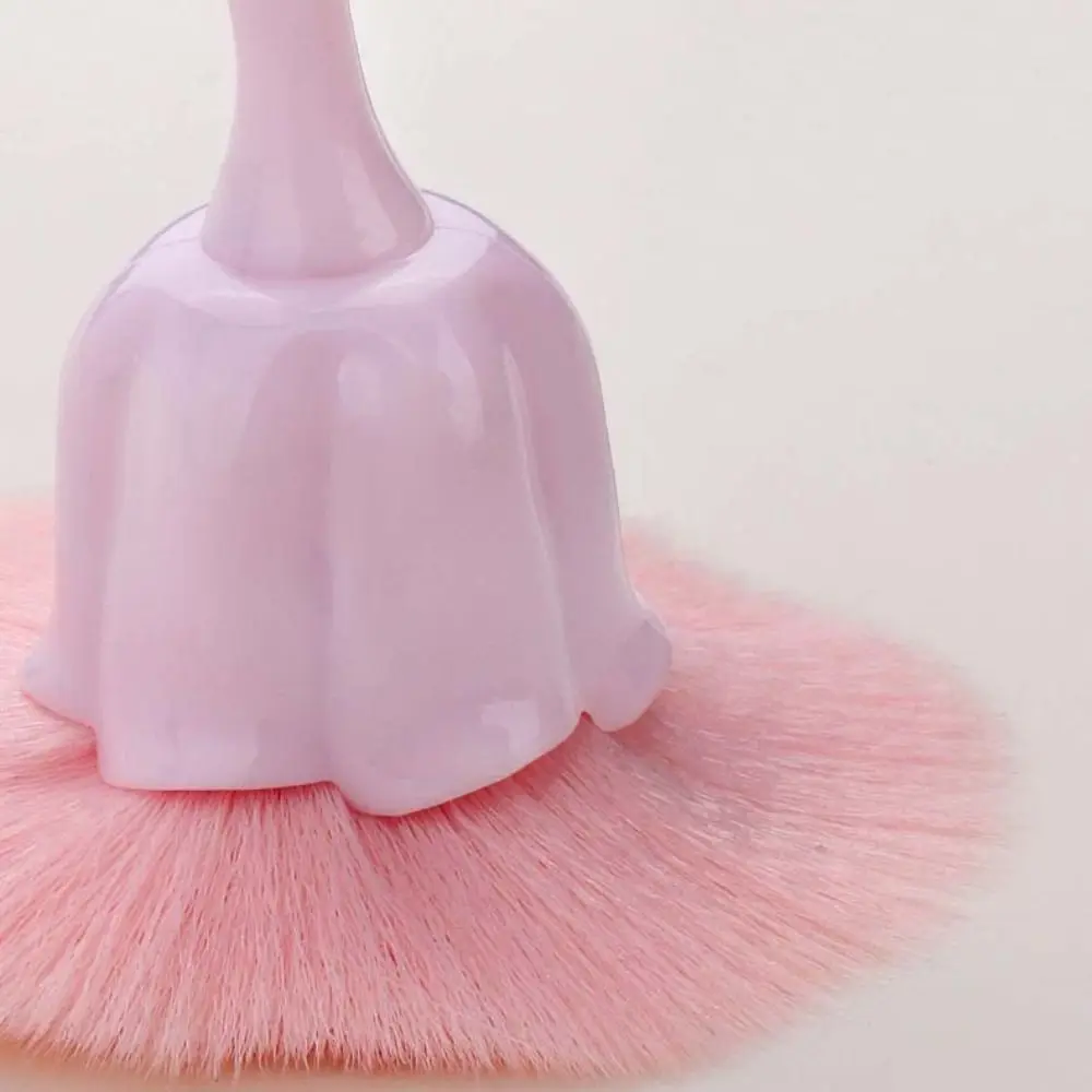 Pennello per la pulizia della polvere per nail art con fiore di rosa Pennello per trucco creativo in fibra morbida Strumento cosmetico Pennello per fondotinta in lana di nylon da donna