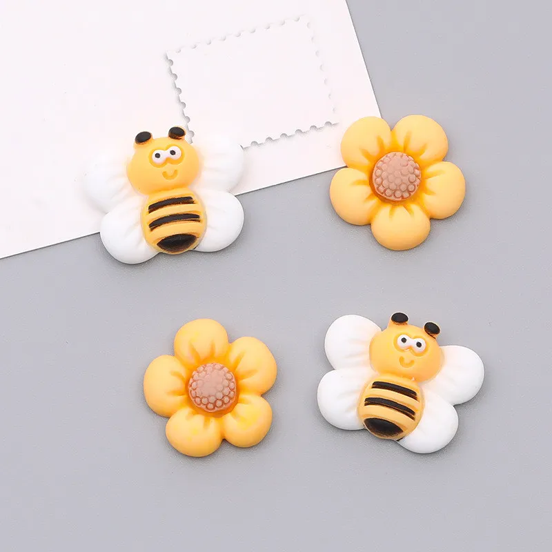 10Pcs Cartoon Kawaii Bees Flower Resin DIY Barrette Handwork Mobile Phone Case Decoration Cream Glue Flat Back Patch Manufactu