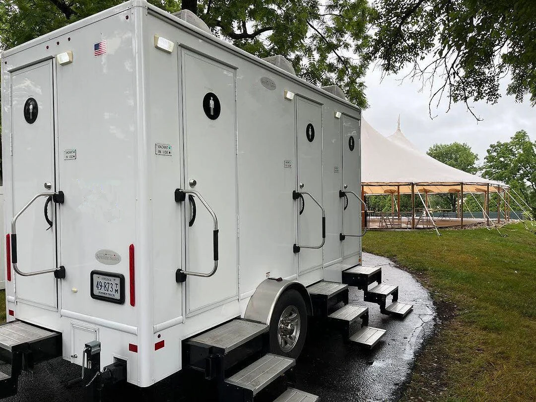 

Toilet Public Mobile Trailers Portable Toilet For American Standard Bathroom Restroom Trailer