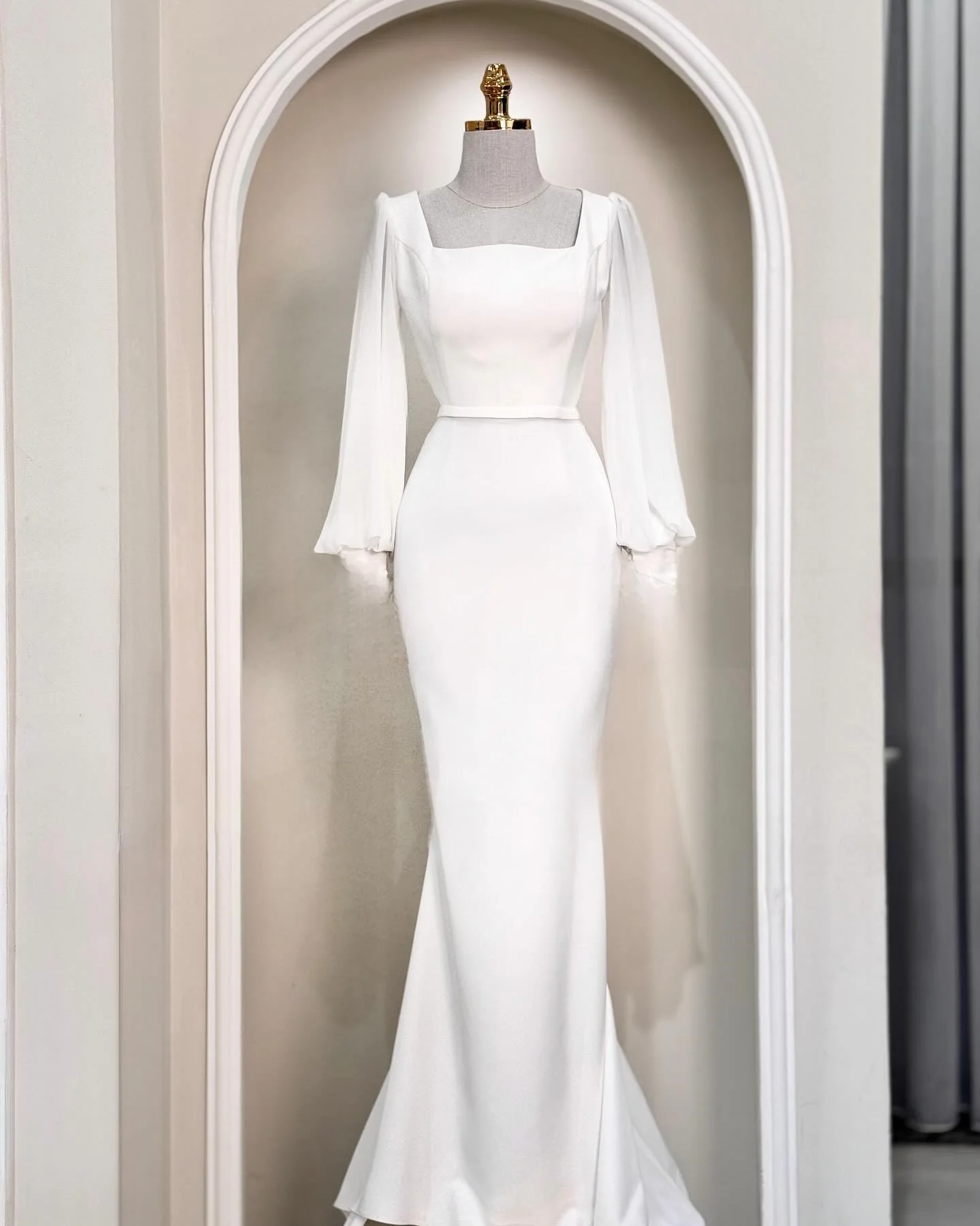 

Customized Luxury Jersey Mermaid Pearls And Belt Evening Dresses Square Collar Long Sleeves Panel Train White Party Dr