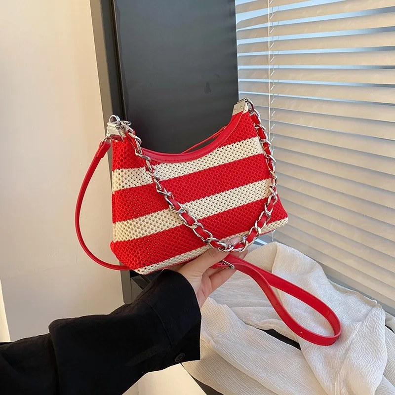 

2025 модная полосатая тканая сумка для женщин, модная сумка через плечо с цепочкой, универсальная сумка на плечо под мышками, повседневная сумка в стиле клецок