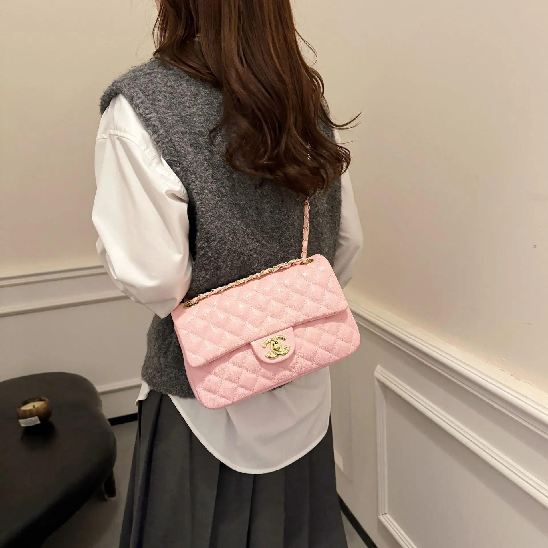 Элегантная стеганая квадратная сумка для женщин, кошелек через плечо под мышками, маленькая сумочка с винтажной строчкой, модное повседневное использование