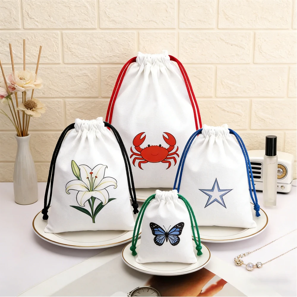 

50 шт./лот, плотные хлопковые мешочки для украшений на шнурке с лентой, муслиновые мешочки с индивидуальным логотипом для серег, колец, подвесок, браслетов, ожерелий, бусин