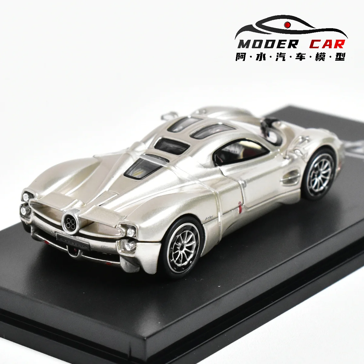 CM Model 1:64 Pagani Utopia Diecast Model Car