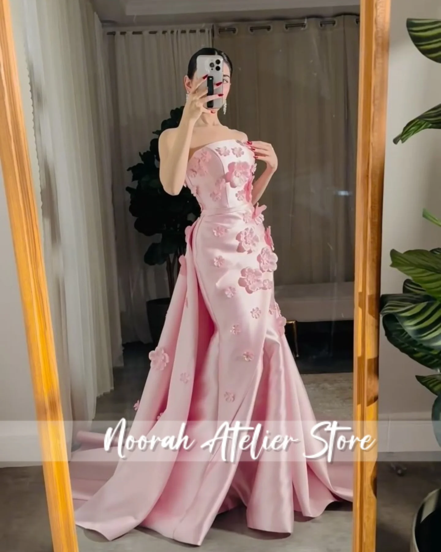 ใหม่สีชมพู Strapless 3D ดอกไม้ดูไบชุดราตรี 2025 ชุดแต่งงานซาตินชุดราตรีชุด FBساتة สําหรับโอกาสพิเศษที่กําหนดเอง