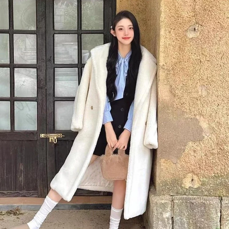 Chaqueta elegante de piel para mujer, abrigo de otoño e invierno, nuevo abrigo peludo, Parka cálida gruesa de largo medio holgado a la moda 2025