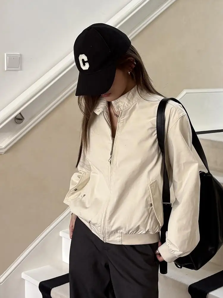 

Korean Fashion Women Beige Festival Versatile Short Zipper Jacket Autumn Long Sleeved Simple Zipper Coat New Popular Streetwear