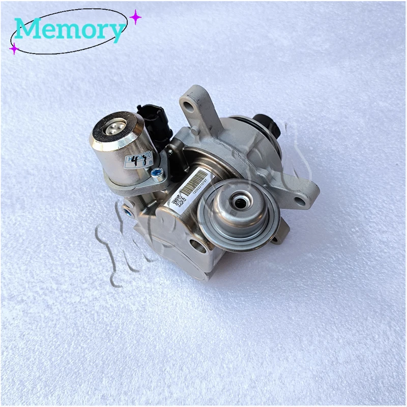 

Engine High Pressure Fuel Pump For Porsche Cayenne 958 S GTS Panamera 94811031522 94811031520 94811031502 40146045AA