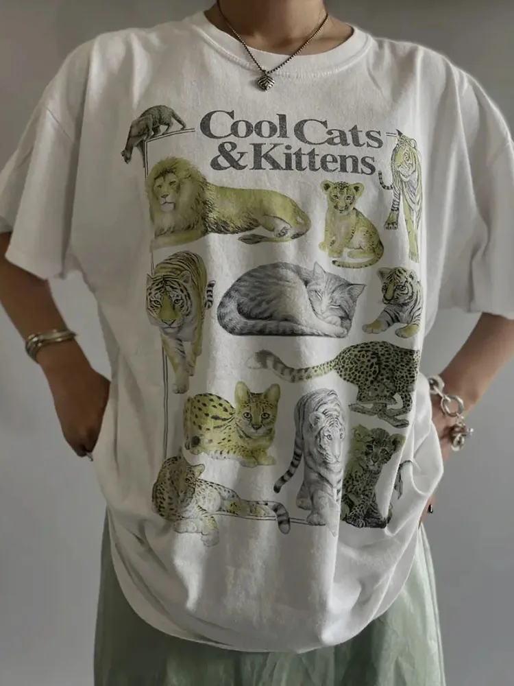 Cool Cats And Kittens Graphic T-Shirt Vintage Unisex Grunge Aesthetic Feline Women Shirt Hippie Cute Funny Tshirts Cat Lover Top