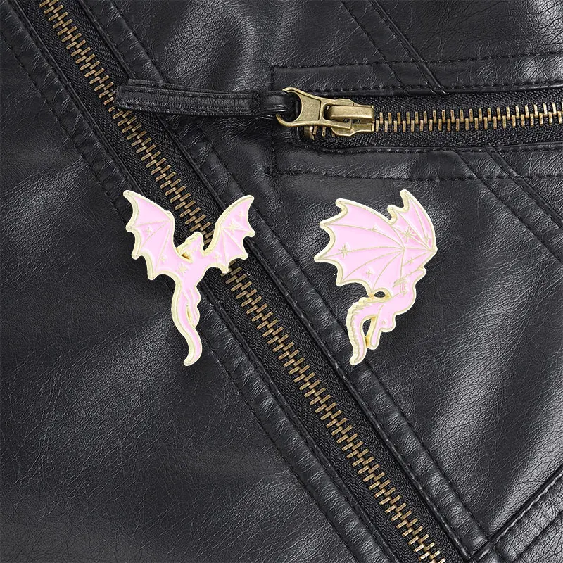 Gotische Drachen-Fledermaus-Emaille-Anstecknadeln, lila, gruselige Tarot-Krähen-Broschen, Raben-Abzeichen, Halloween-Vampir-Schmuck, Geschenk für Freunde – Detail 4