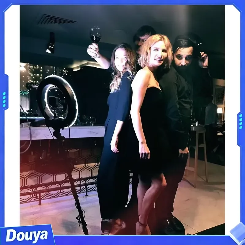 Rossmine Rotation 360 Degree Camera Photo Booth iPad Compatible Metal 80cm Platform Automatic Slow Motion Feature Party