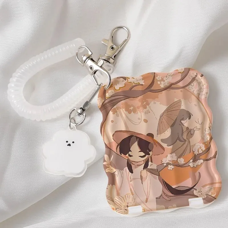 謝蓮と華成は折りたたみ式ポータブル化粧鏡、手持ち寮ドレッシングミラー、学生用小型ミラーを持っています